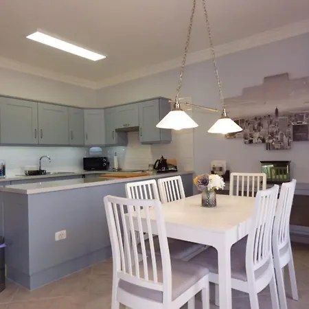2 Bedroom Apt With Large Garden In Golf Del Sur San Miguel de Abona