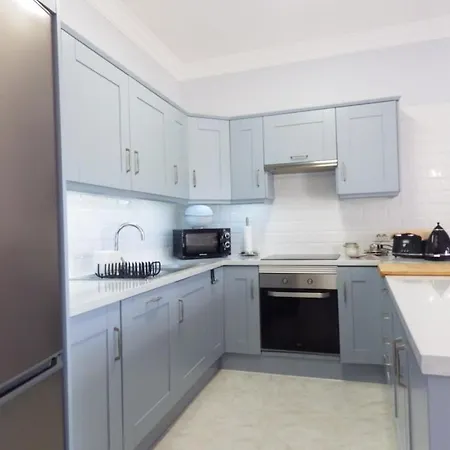 2 Bedroom Apt With Large Garden In Golf Del Sur Daire San Miguel de Abona