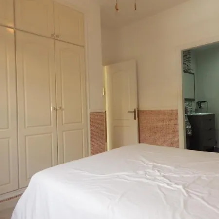 2 Bedroom Apt With Large Garden In Golf Del Sur Daire